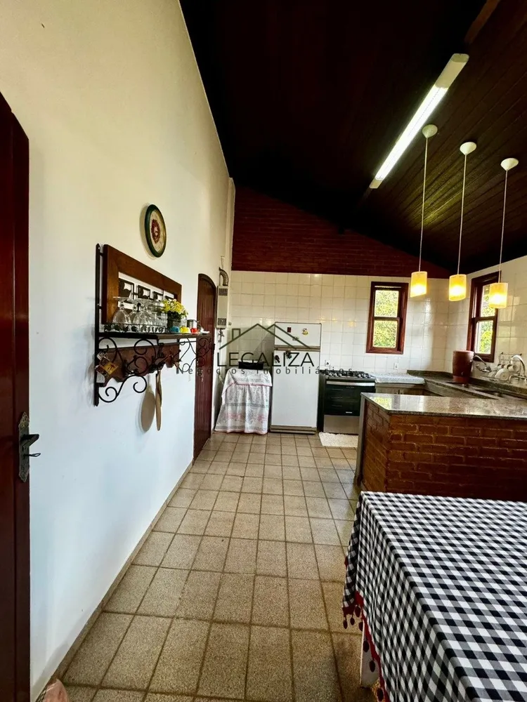 Casa, 3 quartos, 240 m² - Foto 13