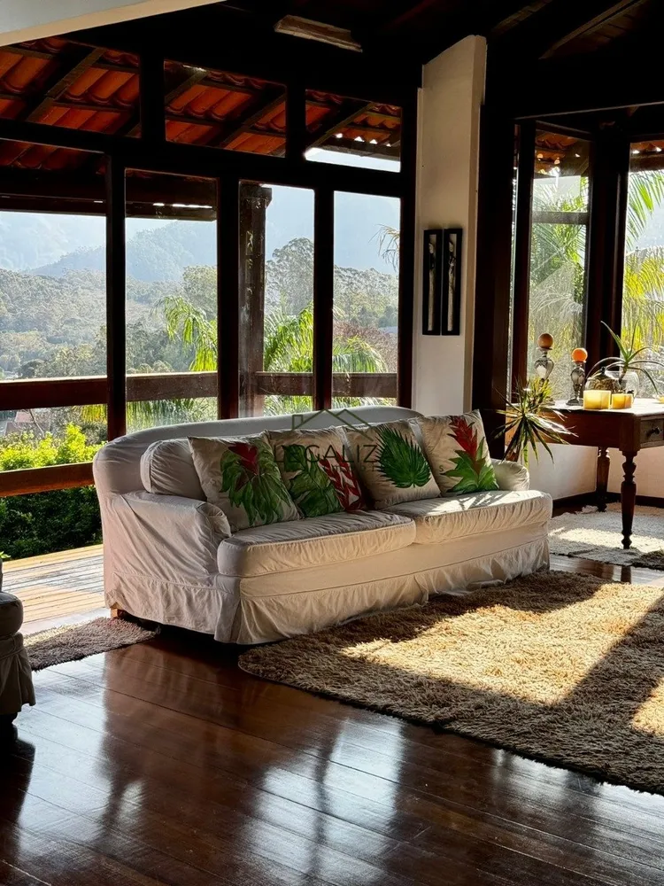 Casa, 3 quartos, 240 m² - Foto 9