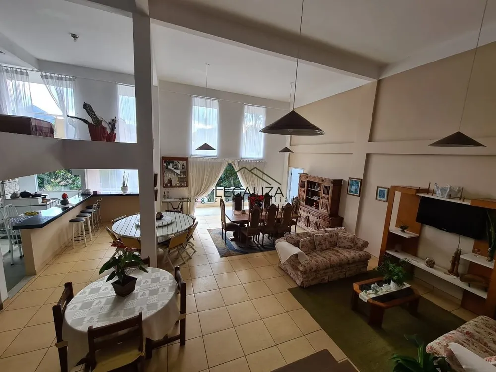 Casa, 3 quartos, 300 m² - Foto 15