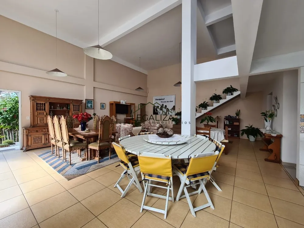 Casa, 3 quartos, 300 m² - Foto 12