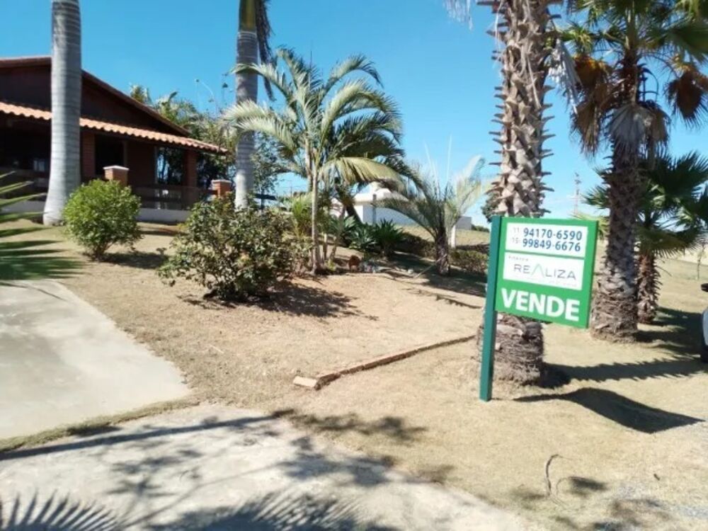 Casa à venda com 3 quartos, 450m² - Foto 2