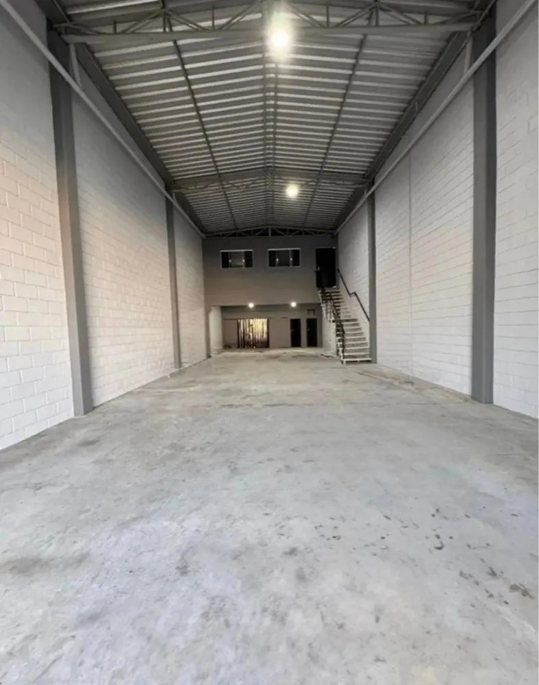 Depósito-Galpão, 290 m² - Foto 1