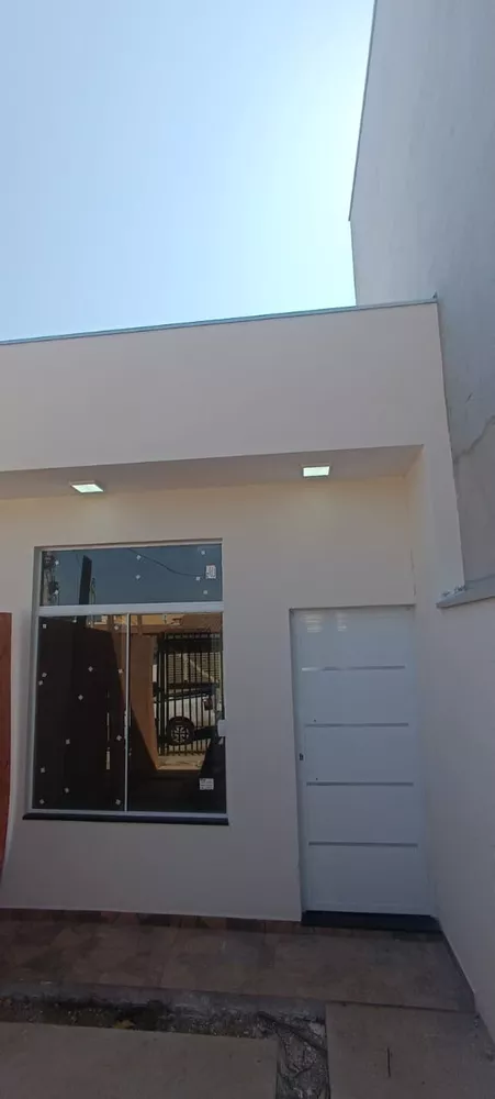 Casa à venda com 2 quartos, 51m² - Foto 3