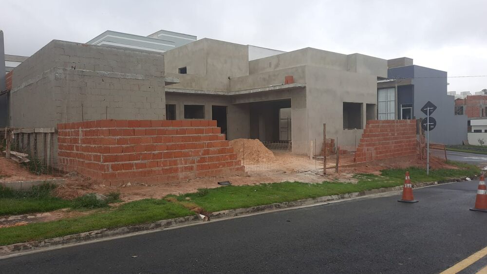 Casa, 3 quartos, 196 m² - Foto 1