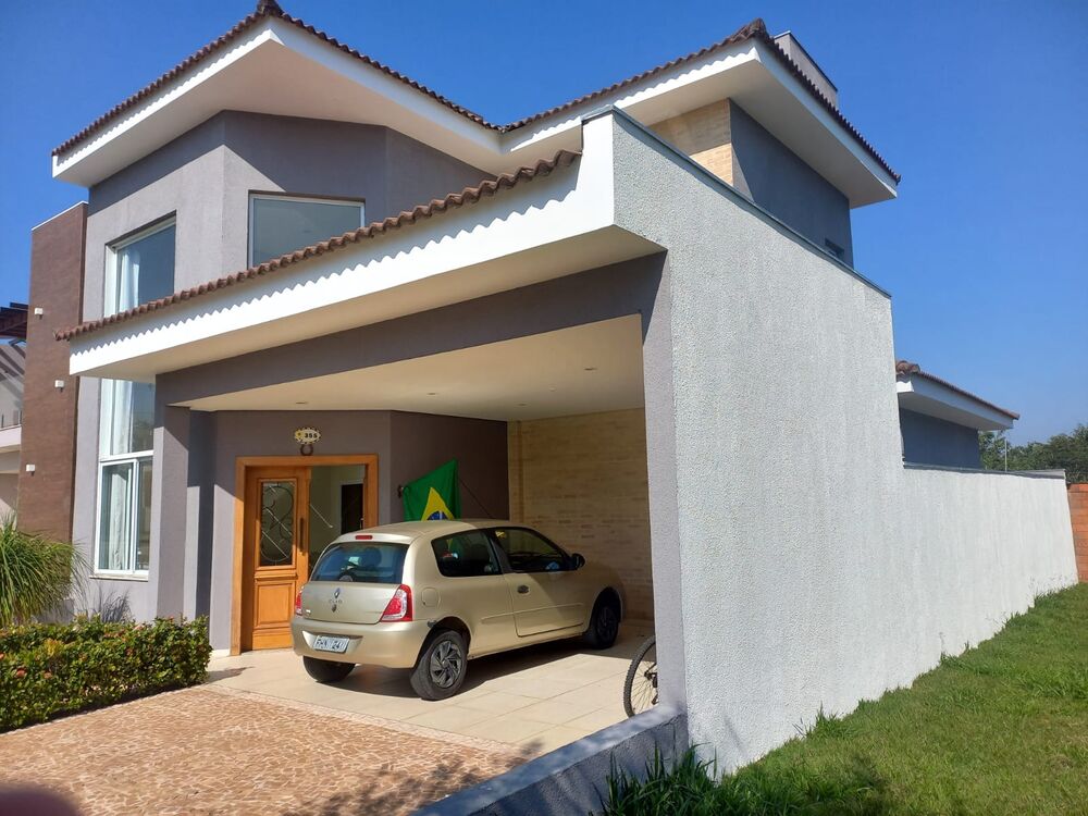 Casa à venda com 4 quartos, 250m² - Foto 2