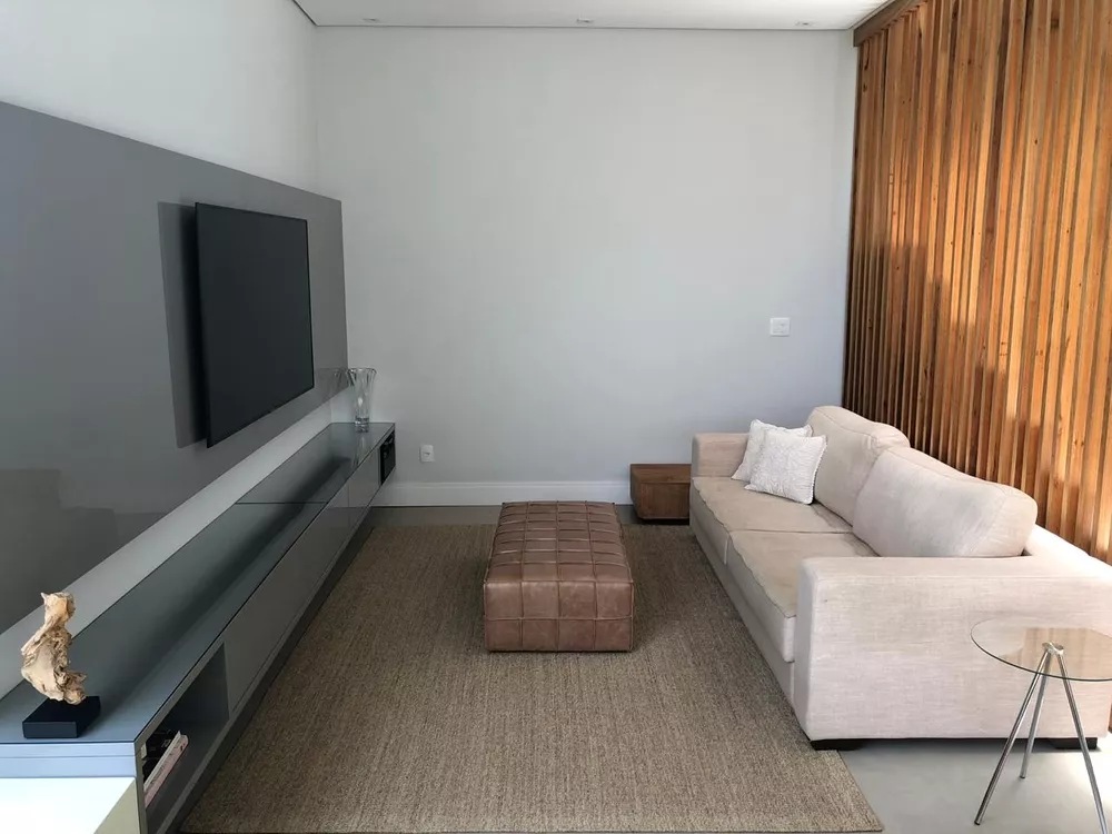 Casa à venda com 4 quartos, 450m² - Foto 3