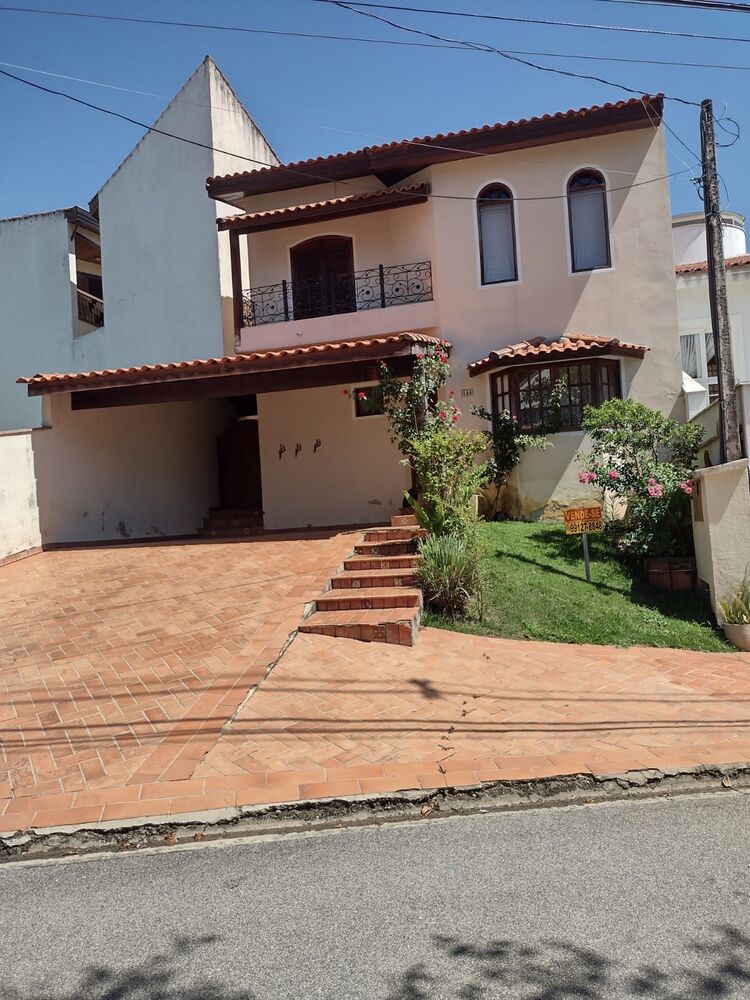 Casa à venda com 3 quartos, 298m² - Foto 4