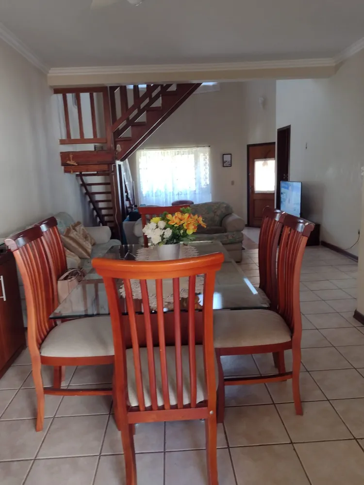 Casa, 3 quartos, 298 m² - Foto 8