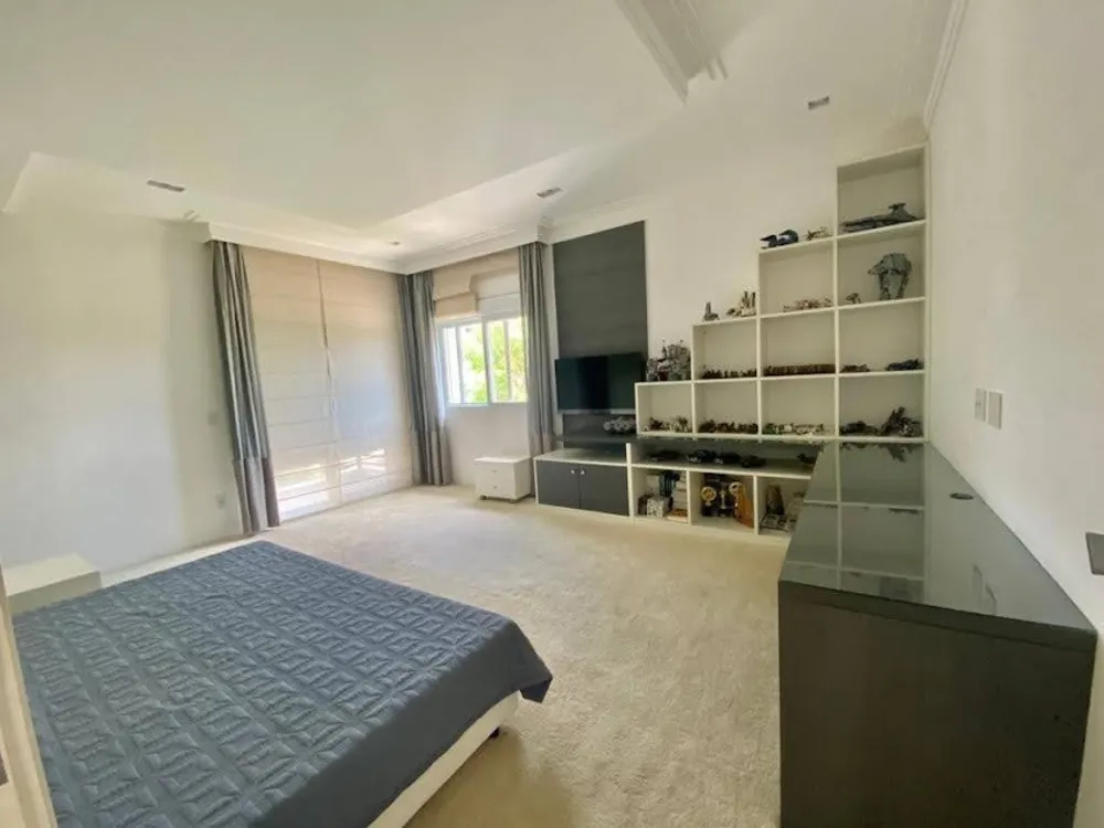 Casa, 5 quartos, 1000 m² - Foto 4