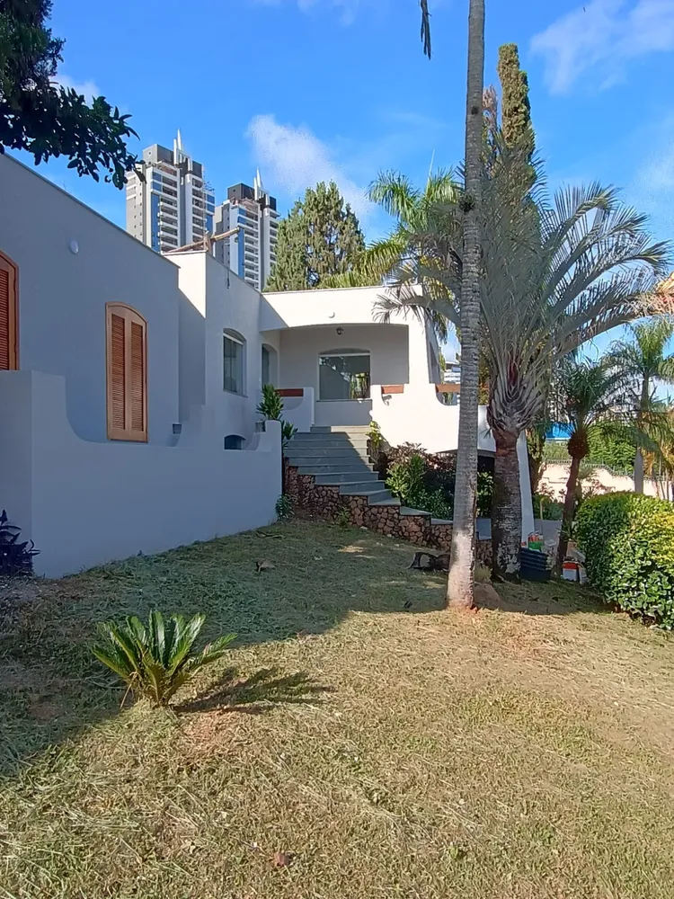 Casa, 3 quartos, 2107 m² - Foto 3