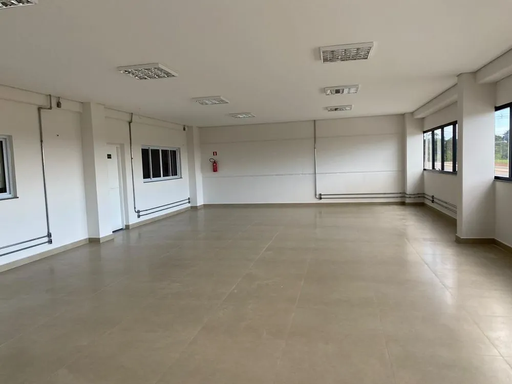 Depósito-Galpão, 2600 m² - Foto 2