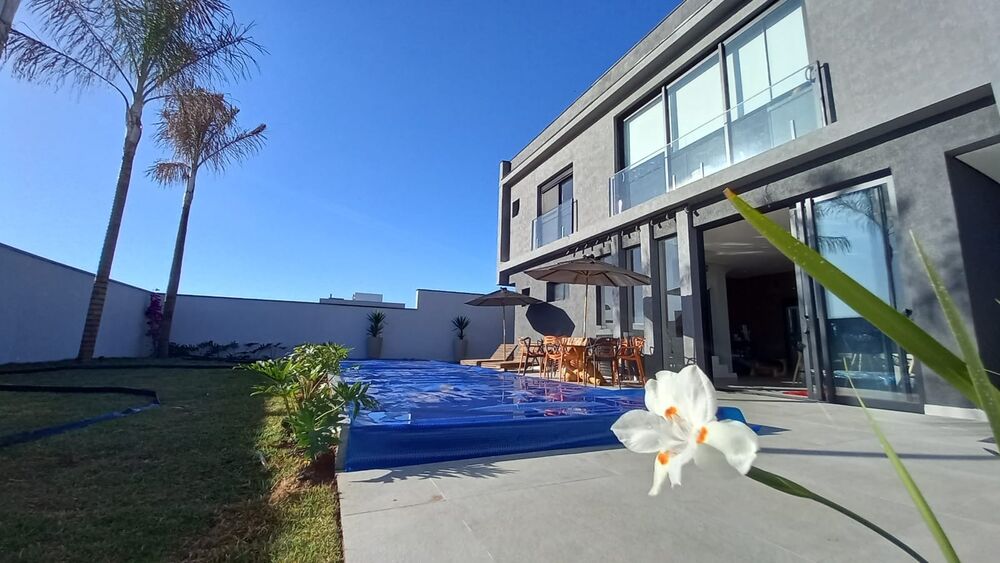 Casa à venda e aluguel com 3 quartos, 458m² - Foto 21