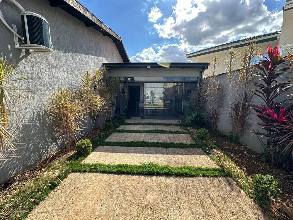 Casa à venda e aluguel com 3 quartos - Foto 4