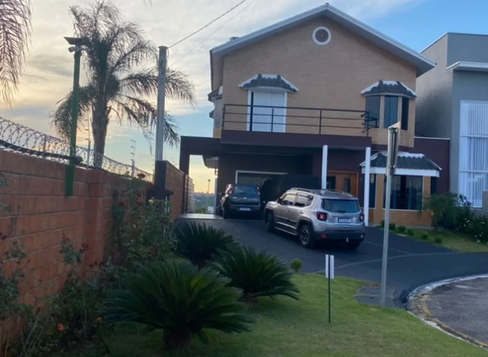 Casa, 3 quartos, 290 m² - Foto 1