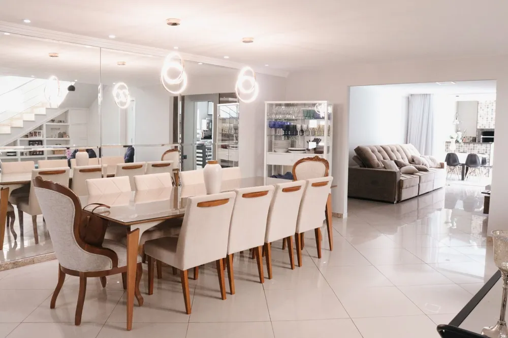 Casa, 3 quartos, 310 m² - Foto 2