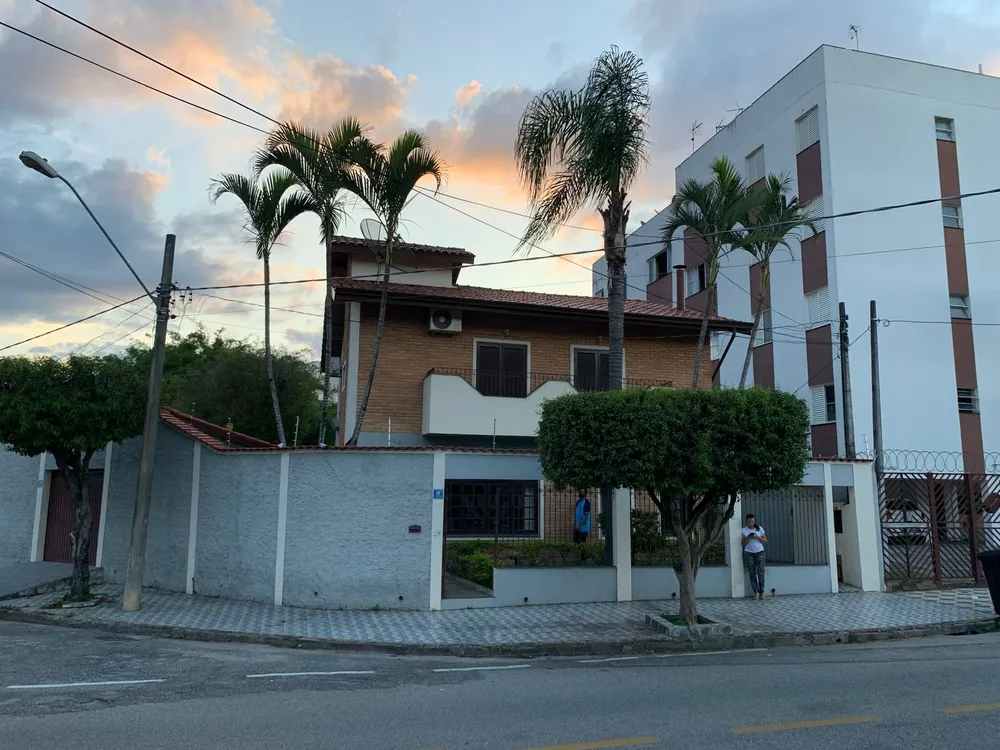 Casa, 4 quartos - Foto 1