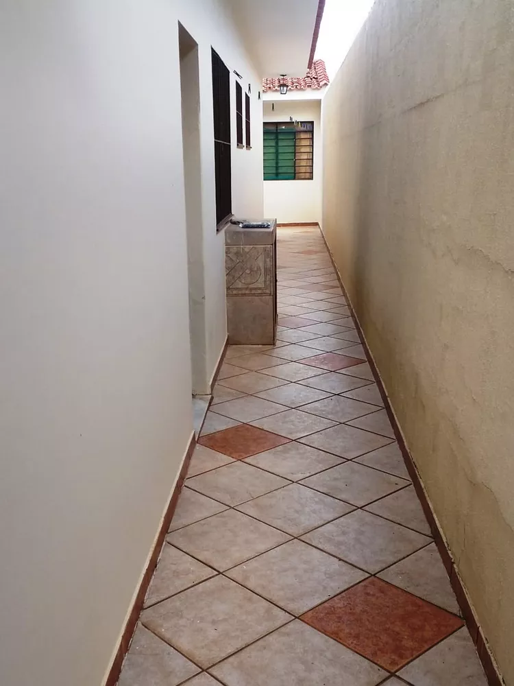 Prédio Inteiro à venda com 5 quartos, 300m² - Foto 3