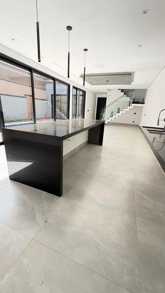 Casa, 4 quartos, 267 m² - Foto 11