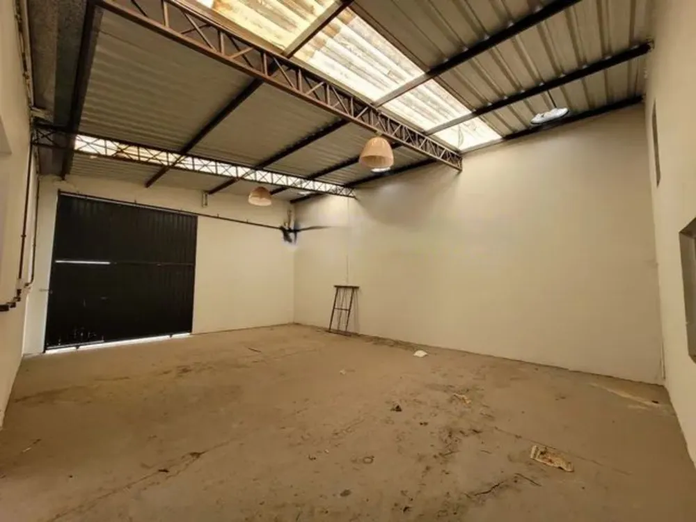 Depósito-Galpão, 555 m² - Foto 2