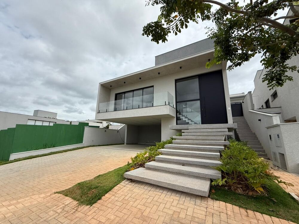 Casa à venda com 4 quartos - Foto 1