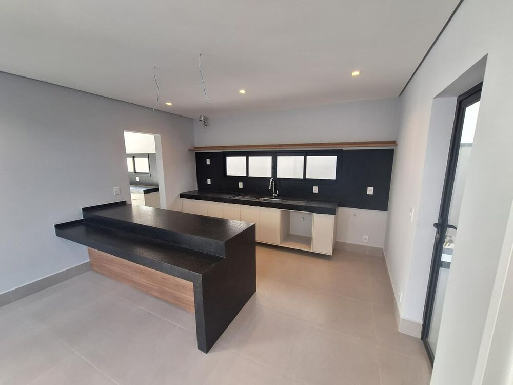 Casa, 4 quartos, 340 m² - Foto 1