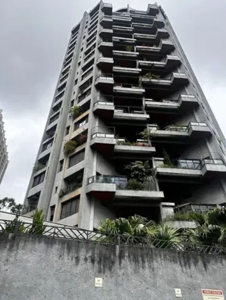 Apartamento, 3 quartos, 215 m² - Foto 1