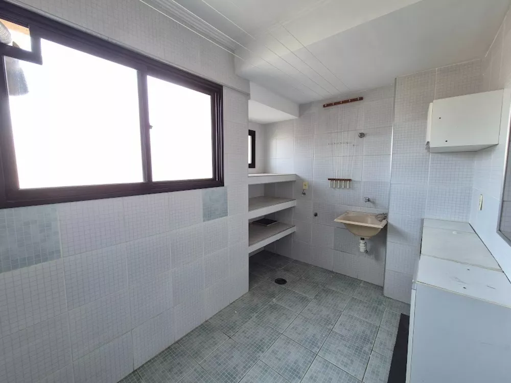 Apartamento à venda com 3 quartos, 109m² - Foto 4