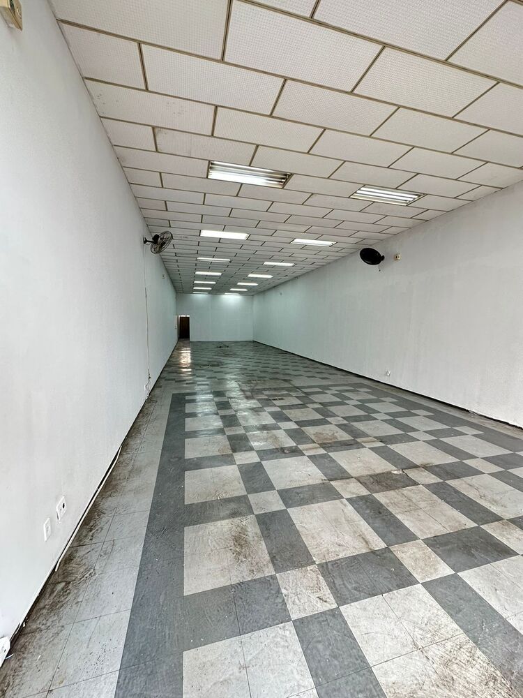 Loja-Salão para alugar, 228m² - Foto 1