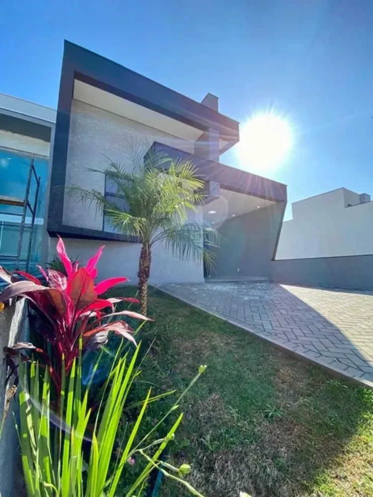 Casa, 3 quartos, 108 m² - Foto 1