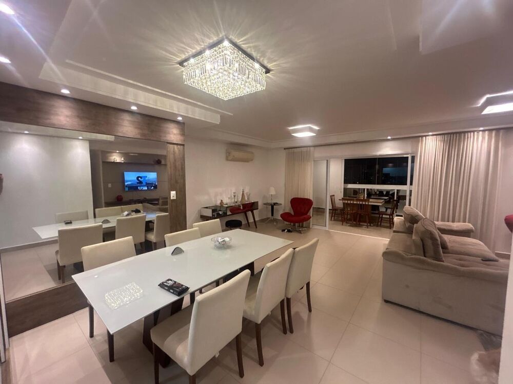 Apartamento à venda com 3 quartos, 140m² - Foto 2