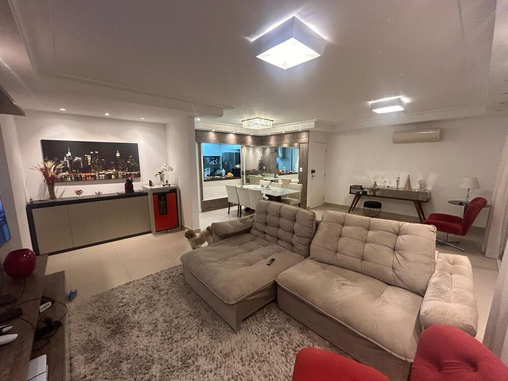 Apartamento à venda com 3 quartos, 140m² - Foto 3