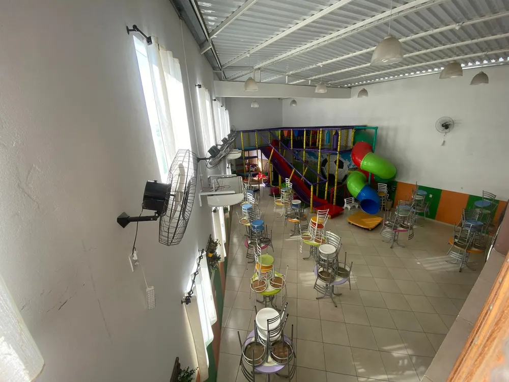 Prédio Inteiro - Foto 1