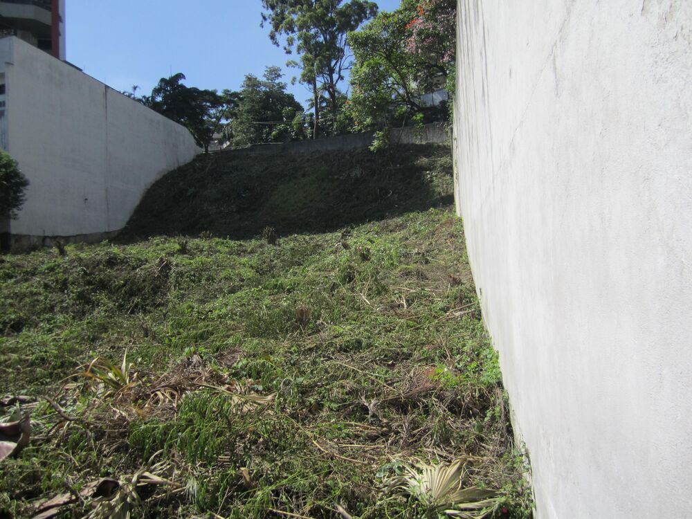 Loteamento e Condomínio, 2442 m² - Foto 4