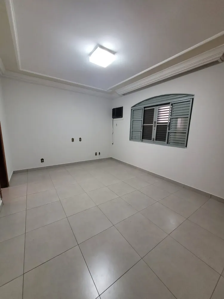 Casa, 3 quartos, 325 m² - Foto 9