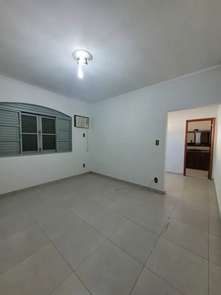 Casa, 3 quartos, 325 m² - Foto 8