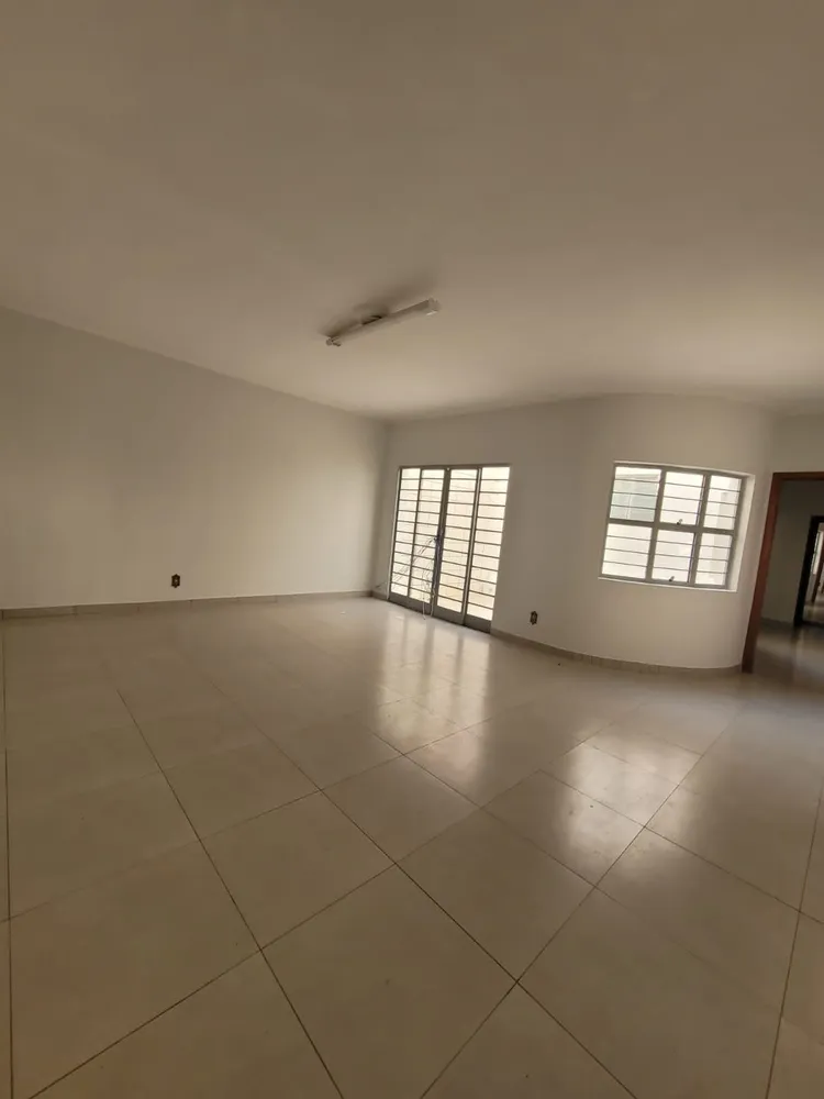 Casa, 3 quartos, 325 m² - Foto 13