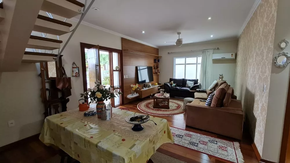 Casa, 4 quartos, 296 m² - Foto 2