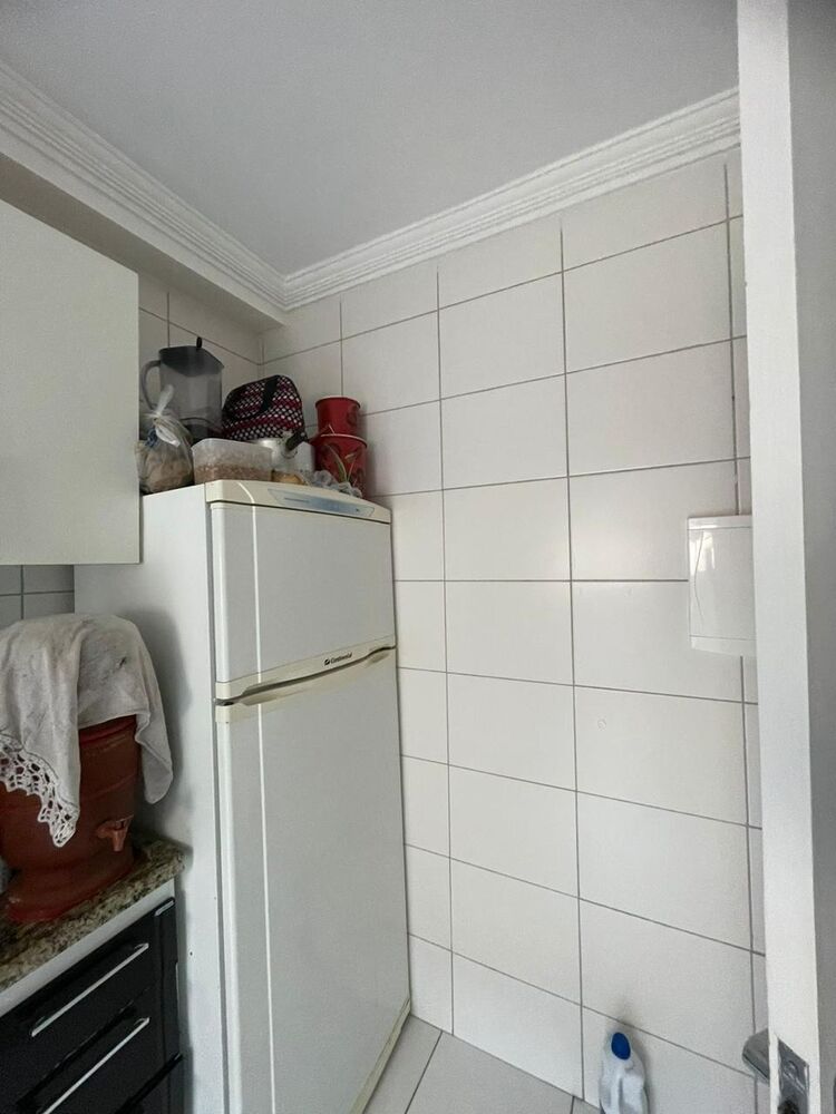 Apartamento à venda com 2 quartos, 61m² - Foto 3