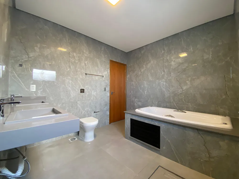 Casa, 3 quartos, 251 m² - Foto 3