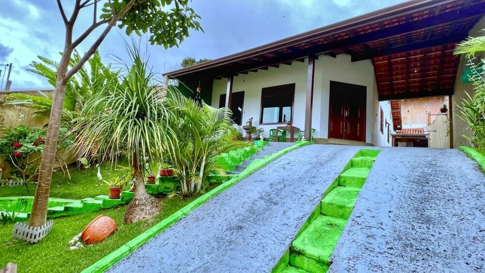 Casa à venda com 3 quartos - Foto 1