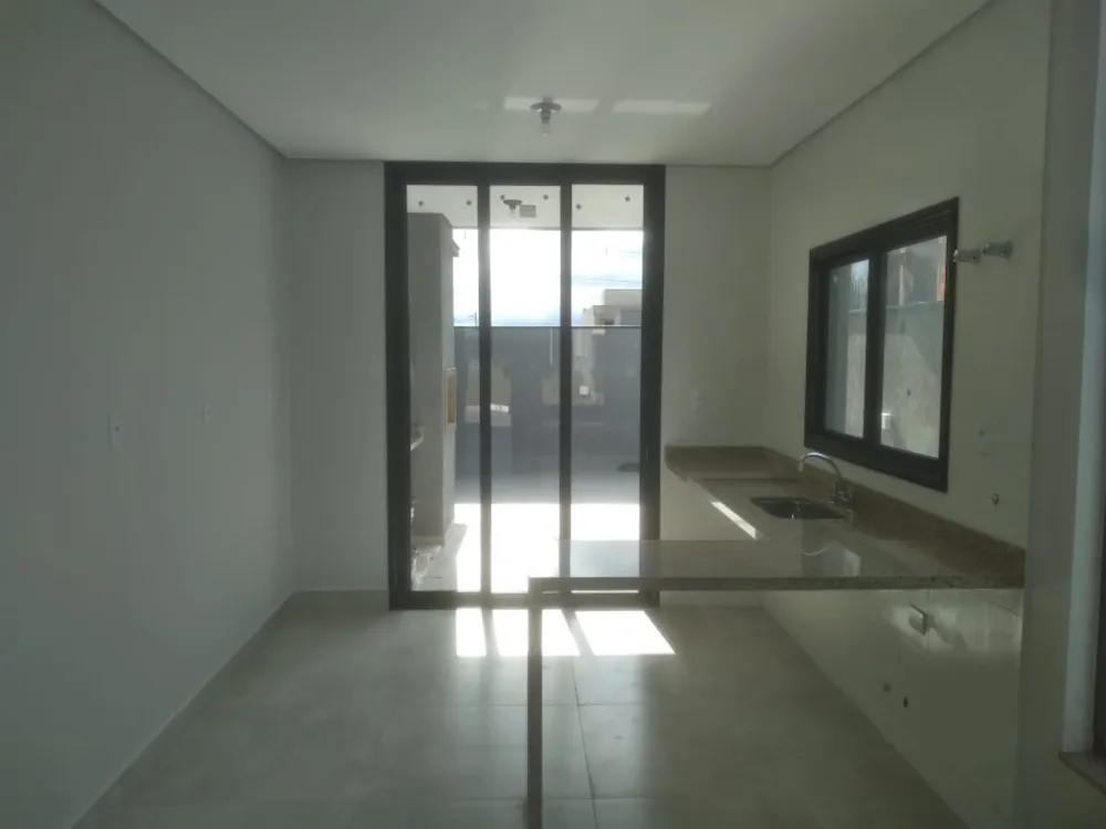 Casa, 3 quartos, 131 m² - Foto 4