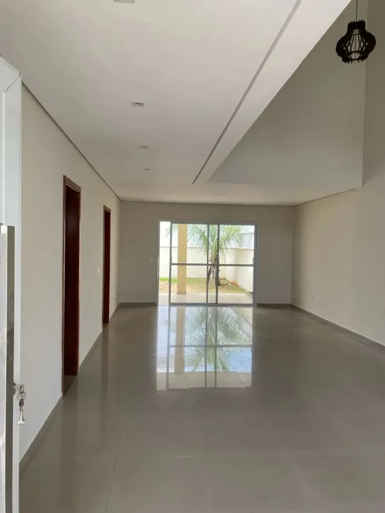 Casa, 3 quartos, 250 m² - Foto 2