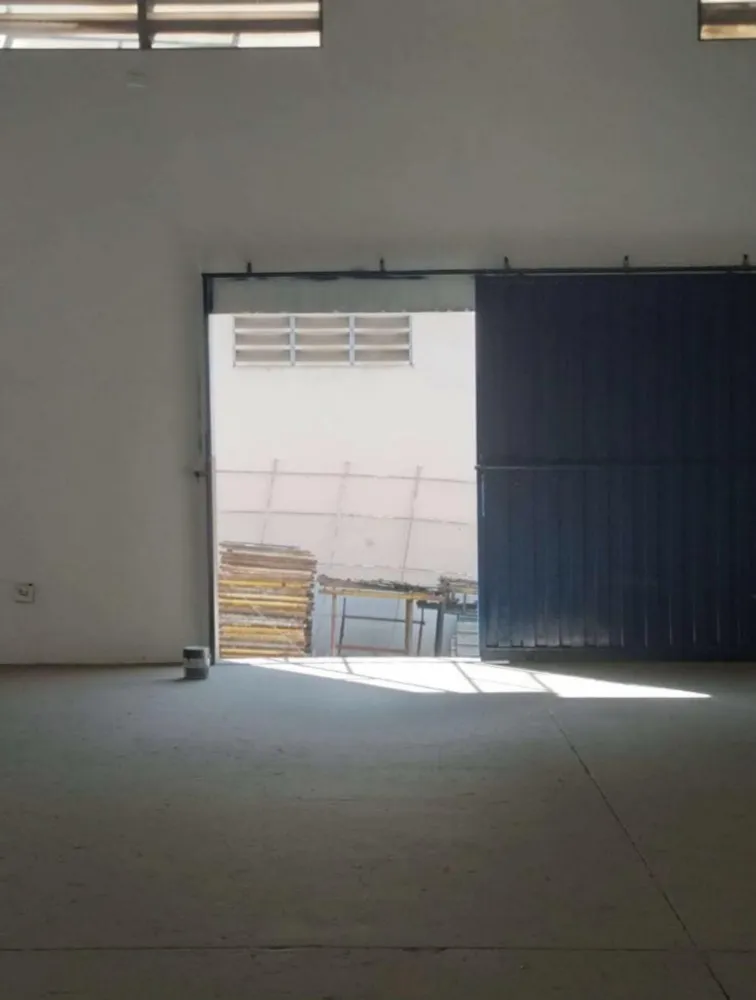 Loja-Salão, 400 m² - Foto 1