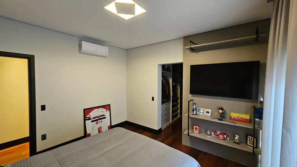 Casa, 4 quartos, 1040 m² - Foto 1