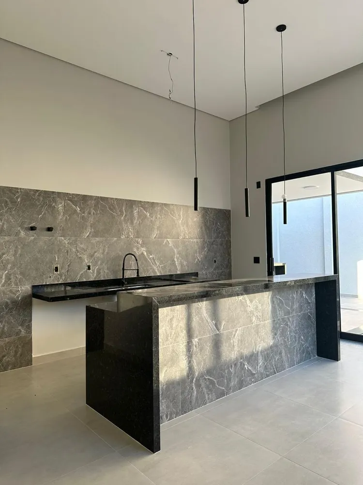 Casa, 3 quartos, 225 m² - Foto 4