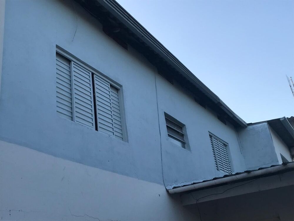 Casa à venda com 2 quartos, 157m² - Foto 3