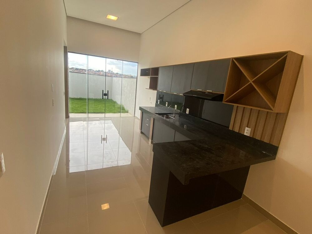 Casa, 3 quartos, 220 m² - Foto 2