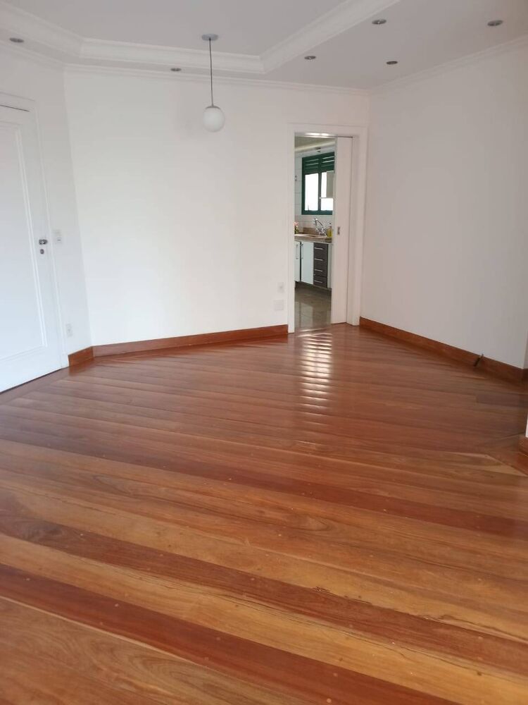 Apartamento para alugar com 3 quartos, 99m² - Foto 4