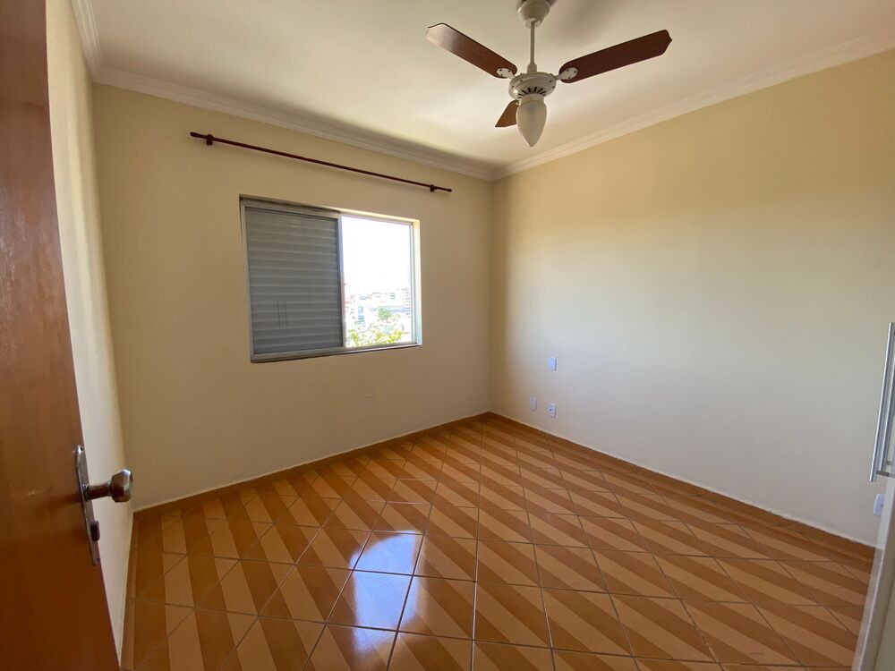 Apartamento, 3 quartos, 96 m² - Foto 2