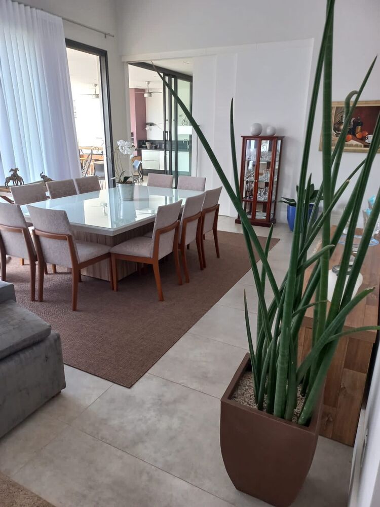 Casa à venda com 4 quartos, 1875m² - Foto 3